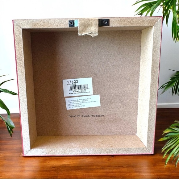 NEW Betty Boop Wall Art by Spoontiques - Gold Hearts & Red Dress - With Box! - Picture 4 of 11